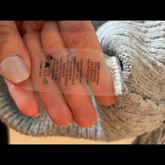 Vince Camuto grey turtleneck sweater - Picture 2 of 7